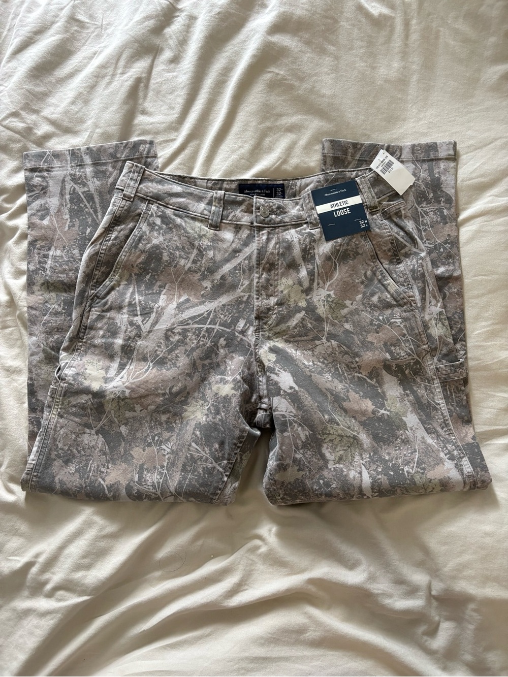 Abercrombie & Fitch Men's Athletic Loose Workwear Pants
